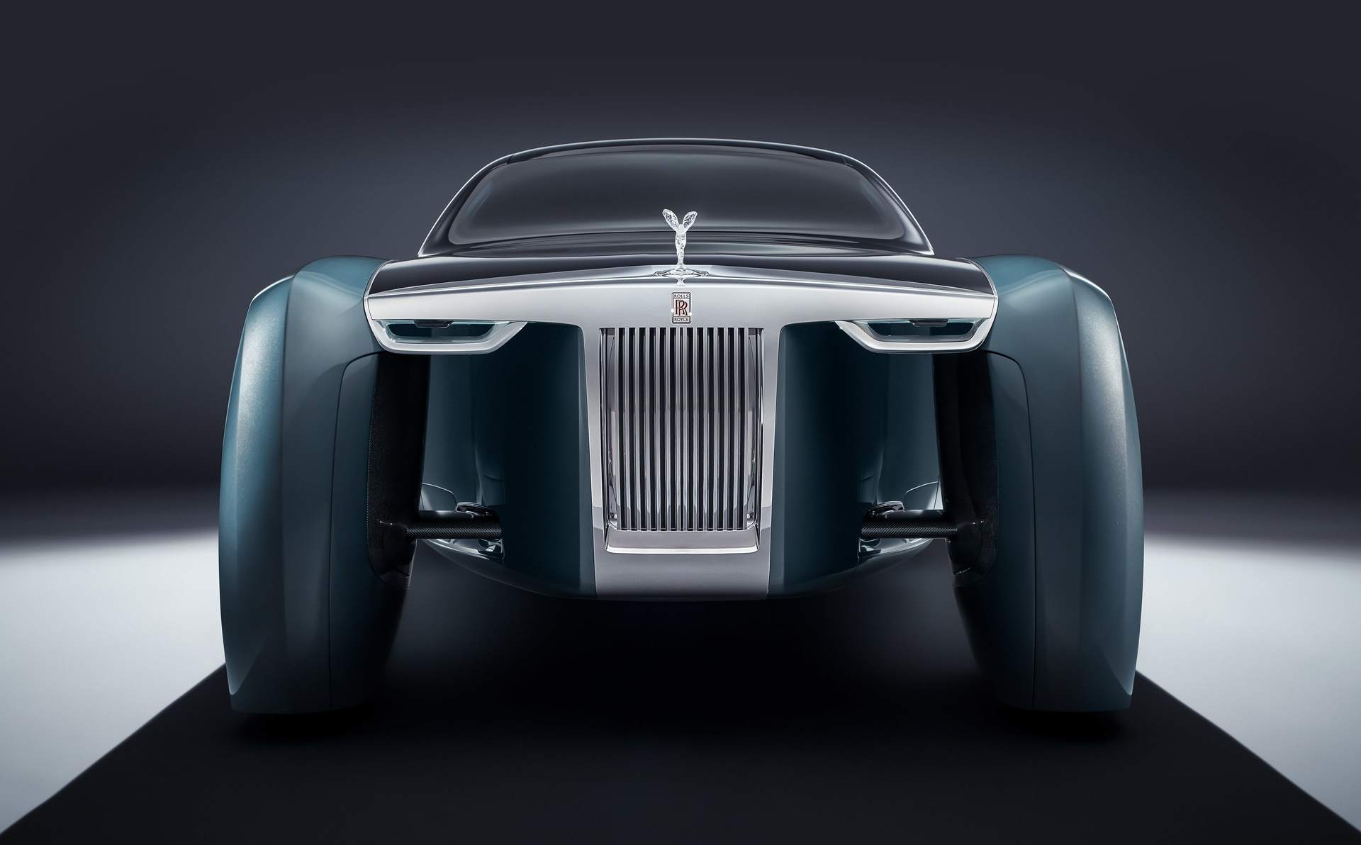 A front view of Rolls Royce's first ever vision vehicle, the Rolls-Royce 103ex