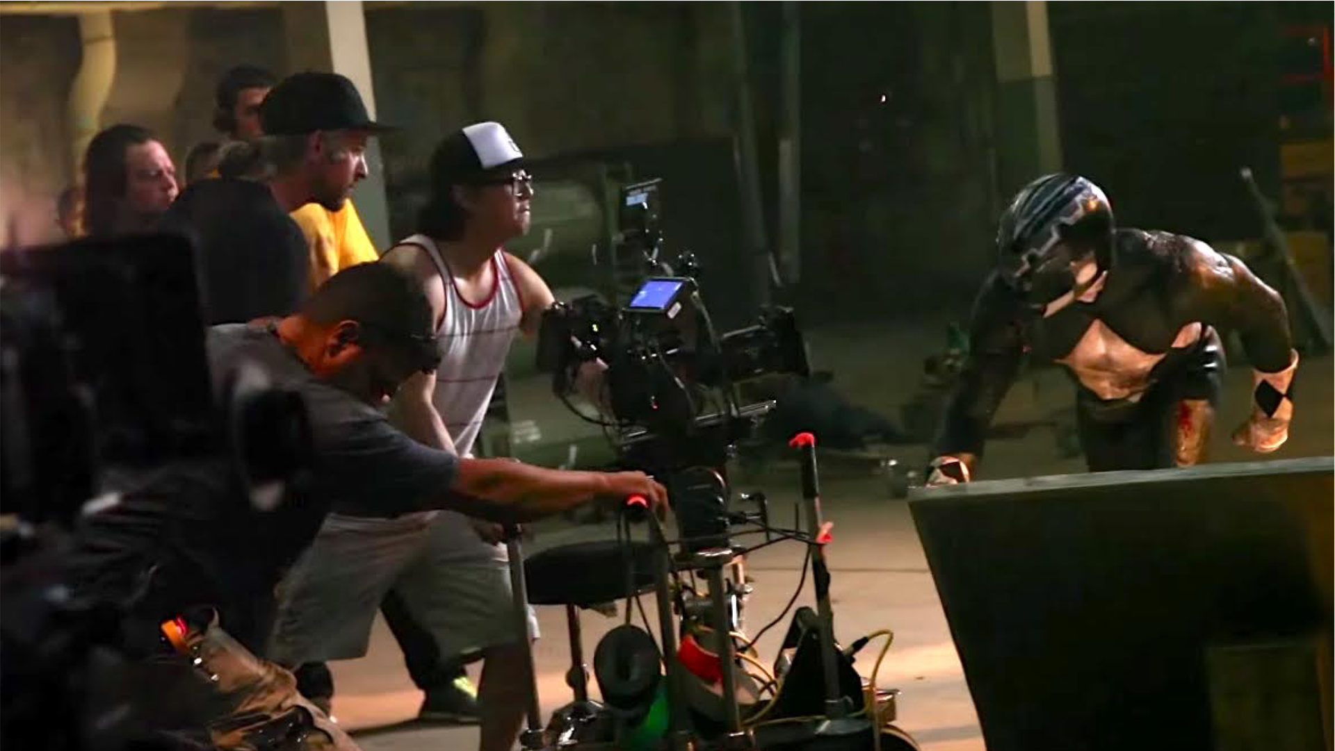 Joseph Kahn directing a film