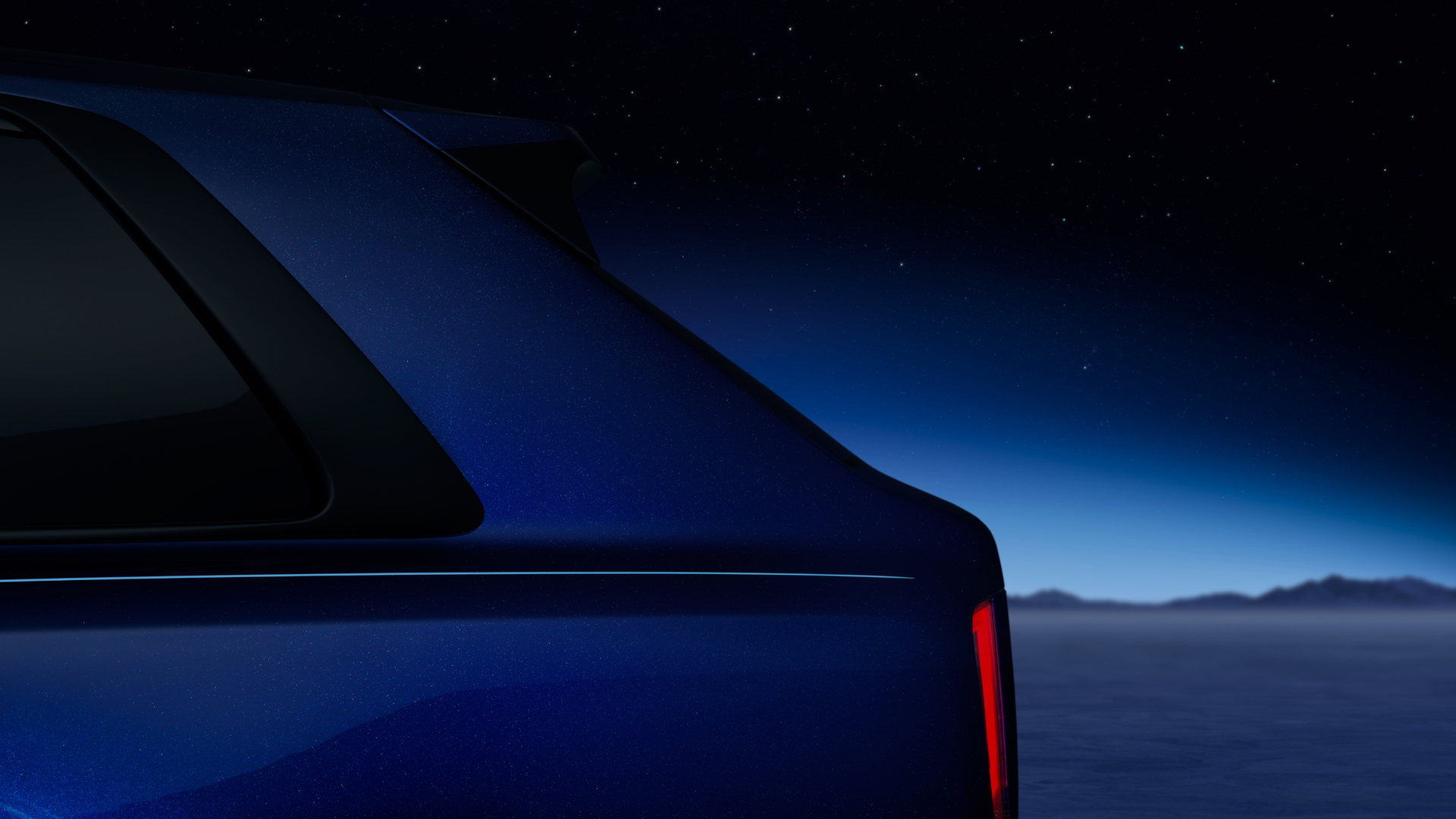 Side profile displaying back brake light of Blue Shadow Cullinan dim