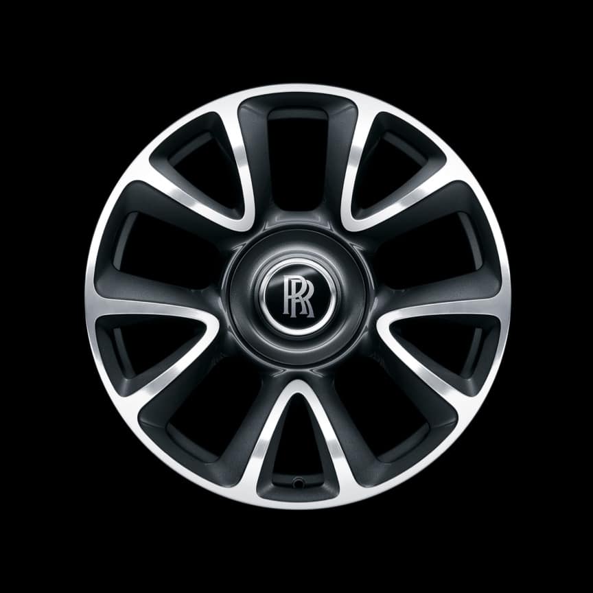 <p>十轮辐设计,提供轨道灰色和全抛光两款表面效果。</p>