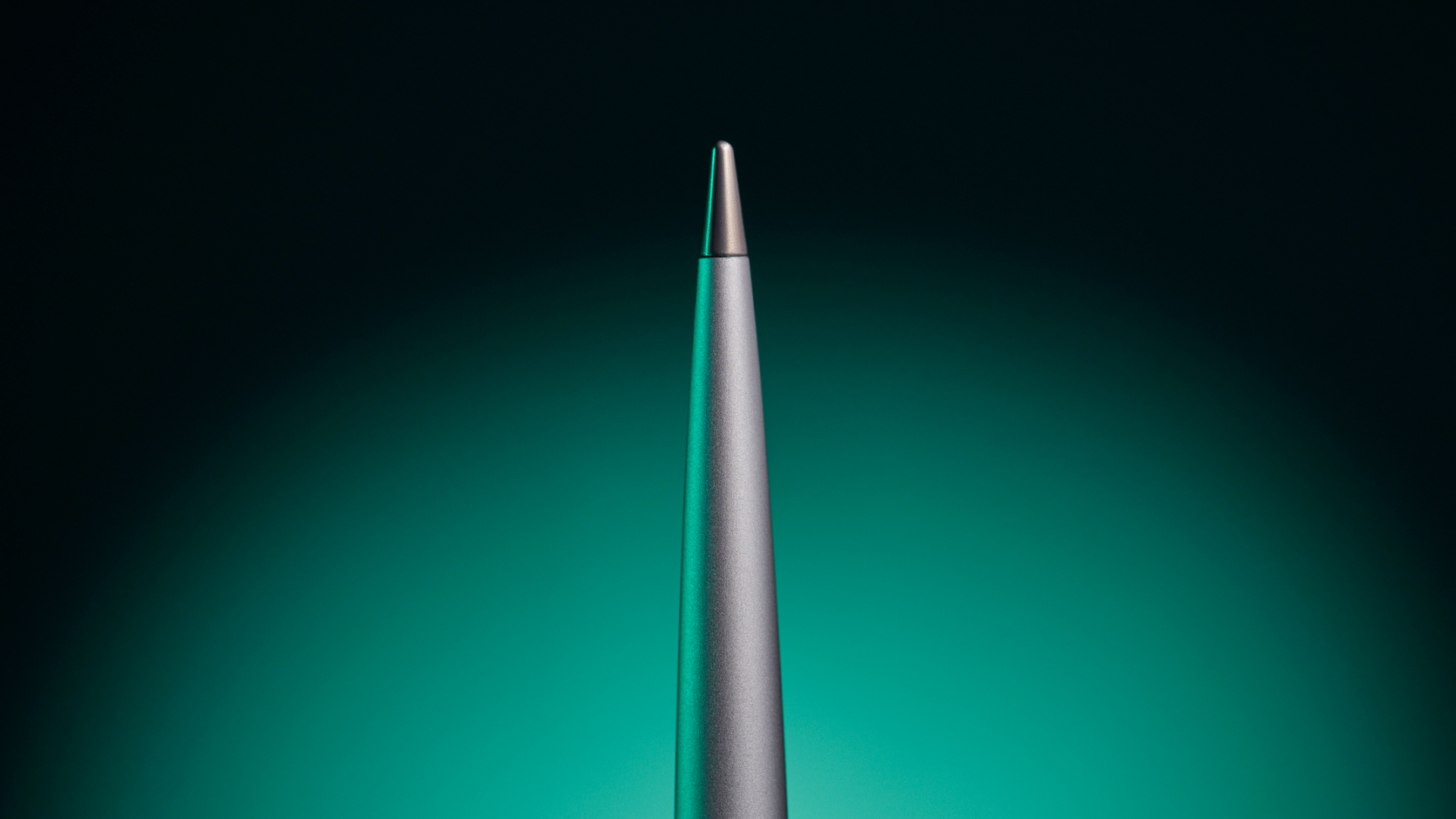 Close view of the Rolls-Royce Infinity Stylus