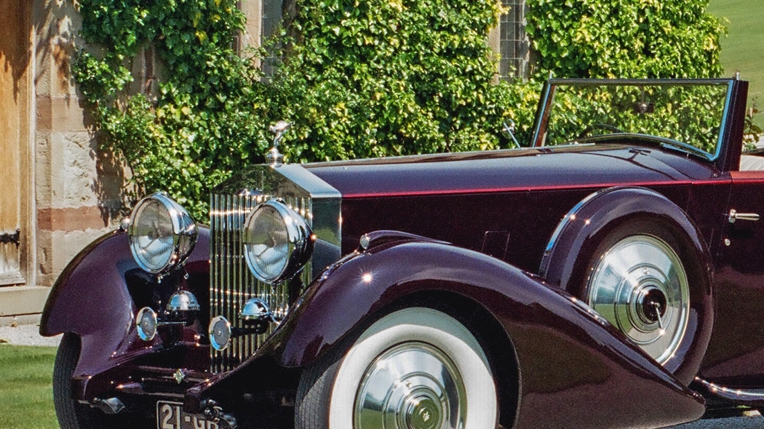 close up the vintage Drophead rolls-royce