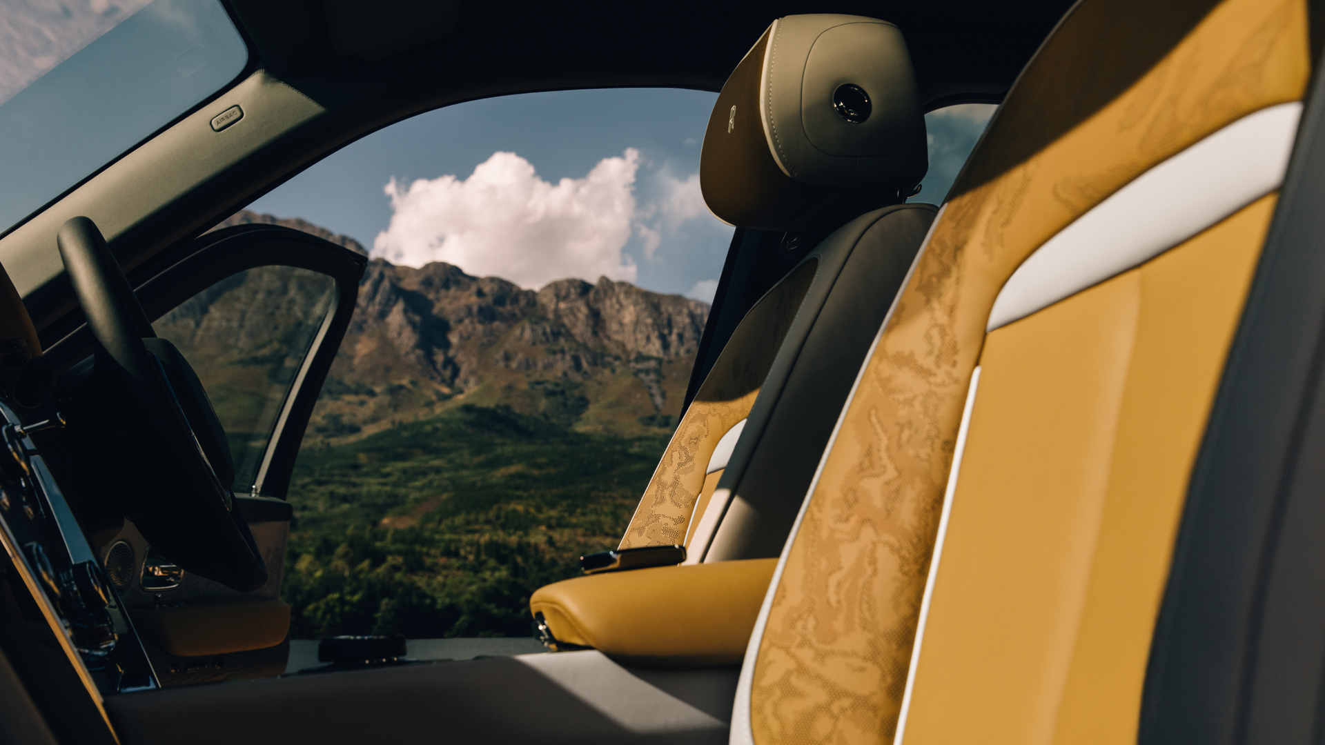 Interior seats of a bespoke Rolls-Royce Cullinan Series II