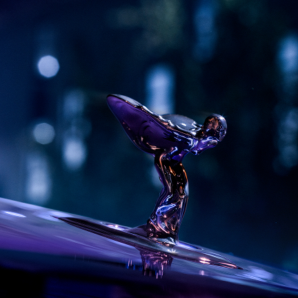 拒绝平庸，重塑规则。循心而动，启程专属定制之旅。