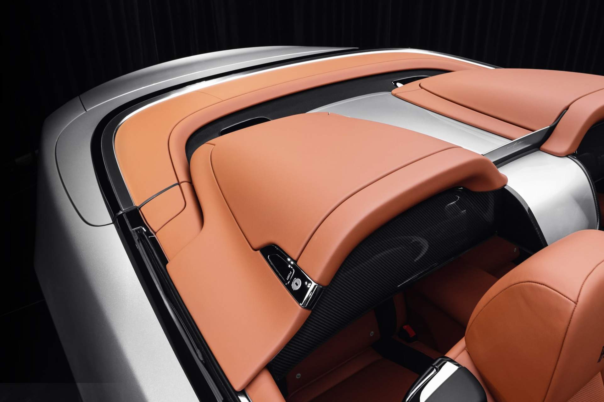 Aero Cowling Tonneau Cover on the bespoke Rolls-Royce Dawn Silver Bullet motor car
