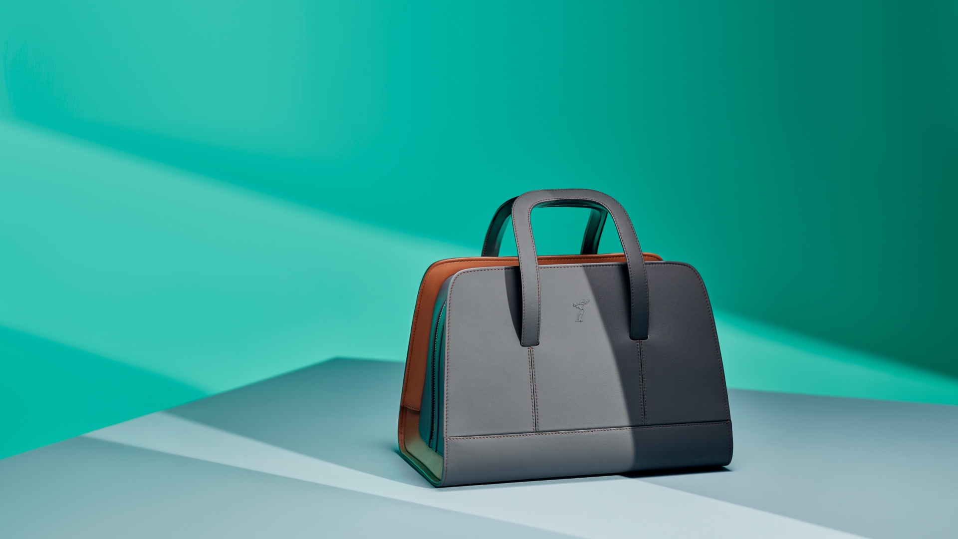 Front view of the weekender bag from the Rolls-Royce Kinetic Luggage Collection